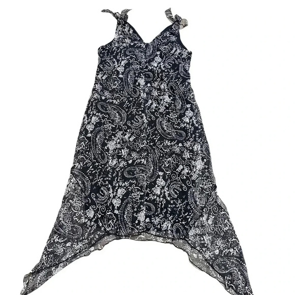 Black & white paisley asymmetrical dress with tie straps size 1X - Picture 2 of 12